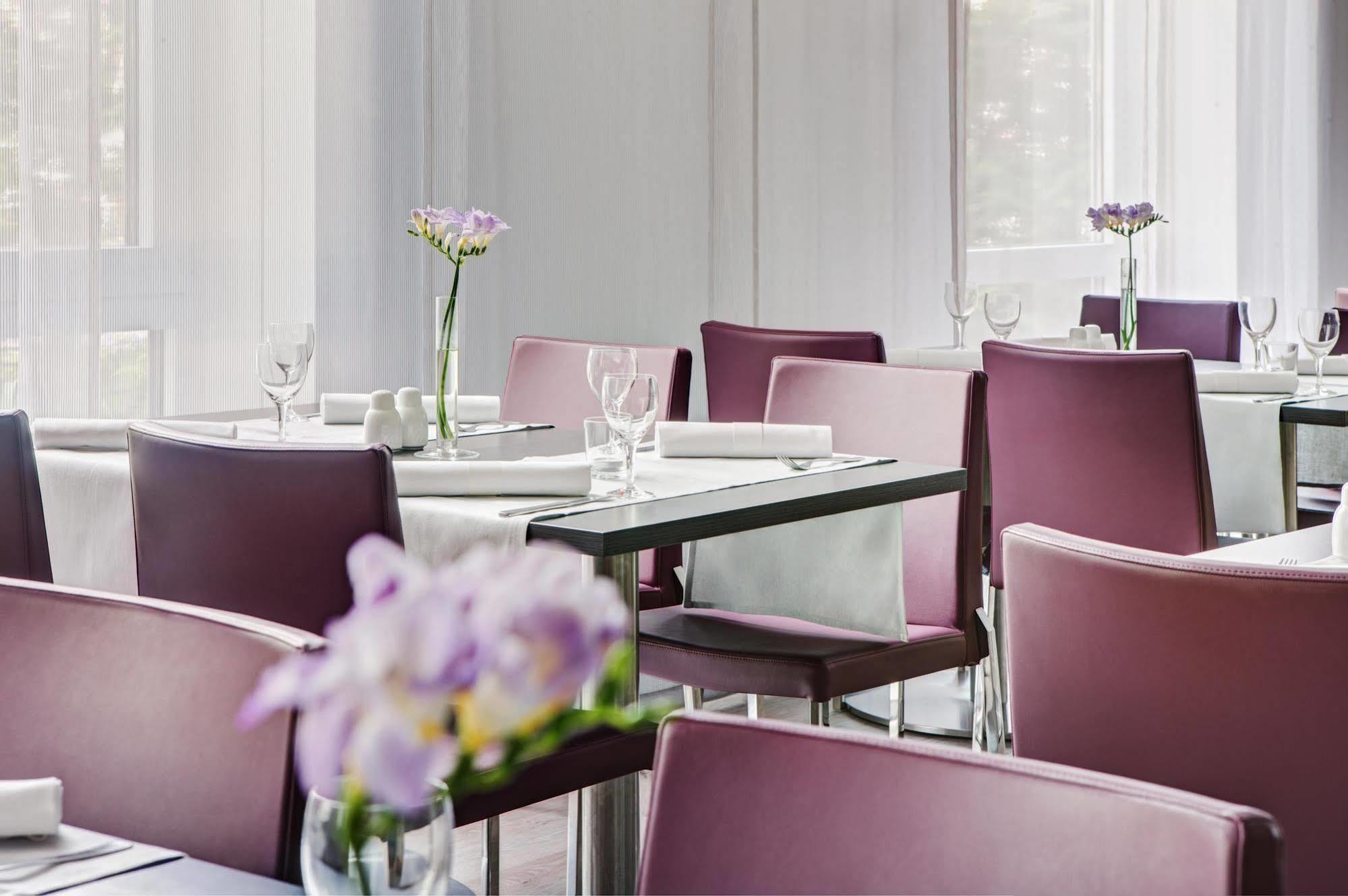 Intercityhotel Rostock Extérieur photo