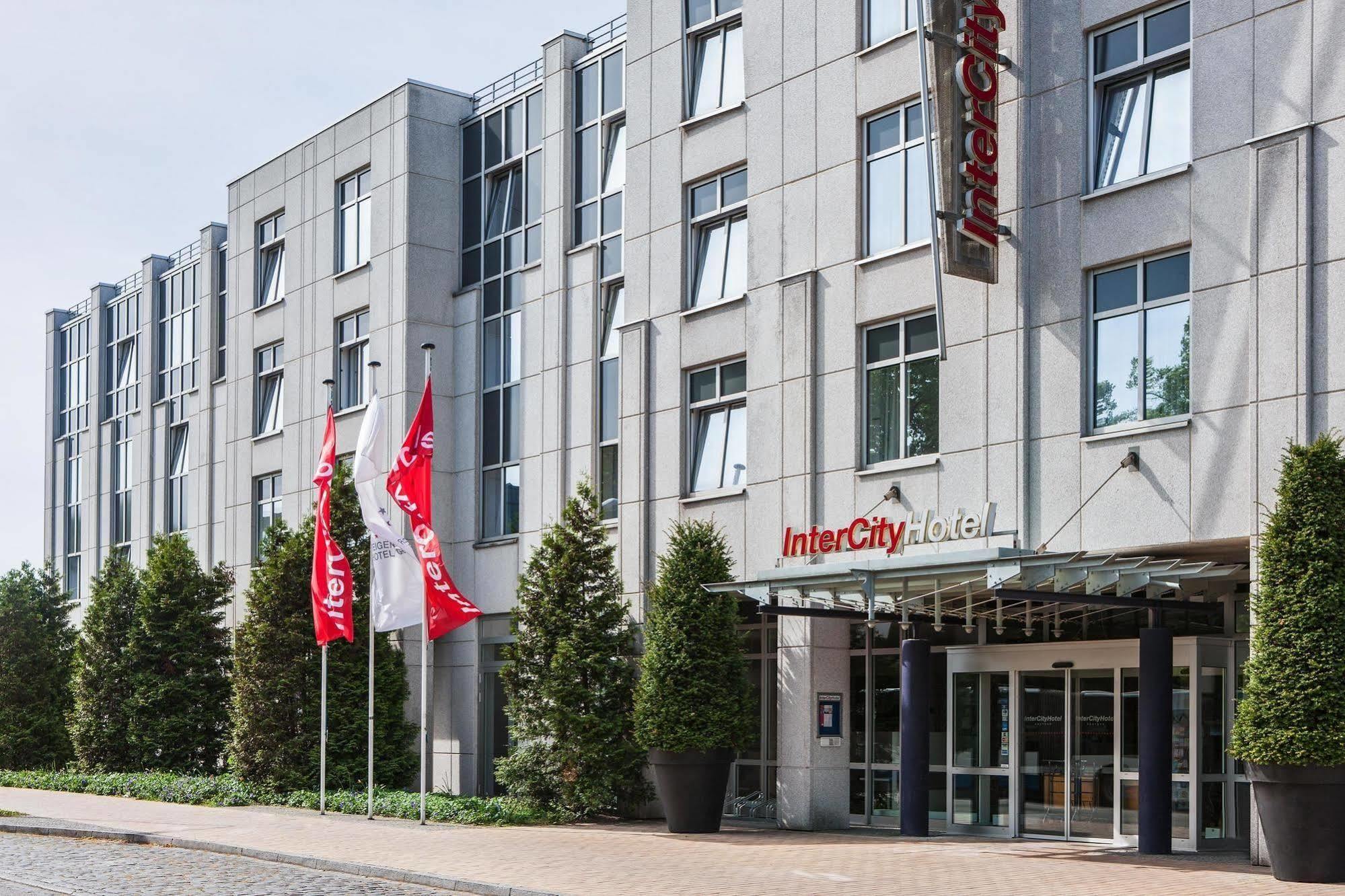 Intercityhotel Rostock Extérieur photo