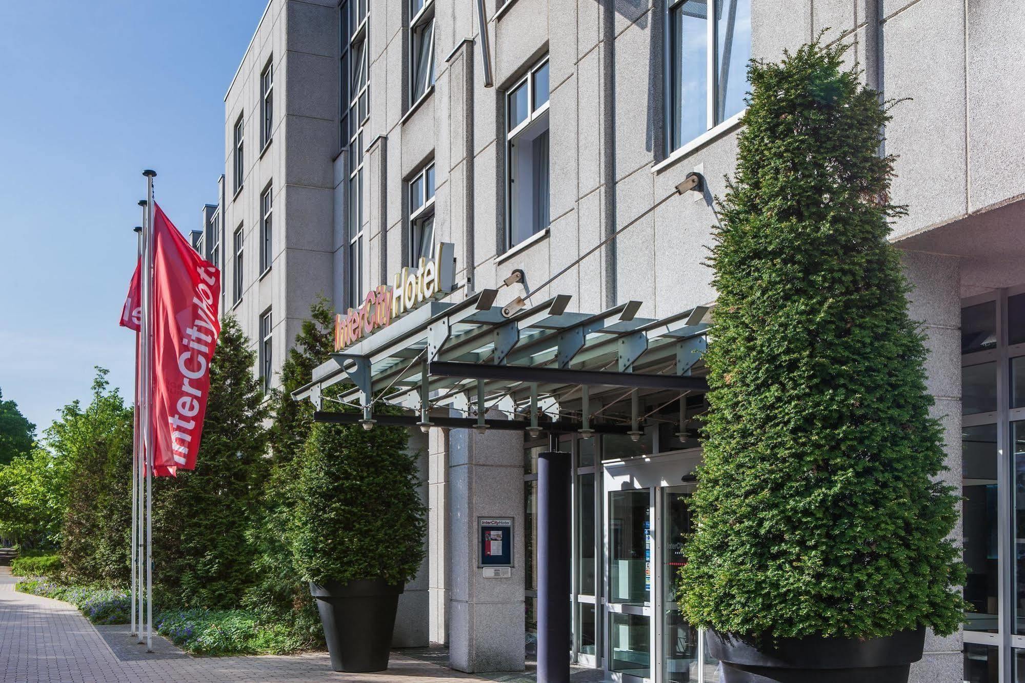 Intercityhotel Rostock Extérieur photo